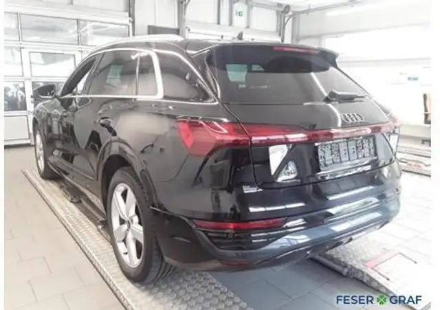 Audi Q8 E-Tron view 2