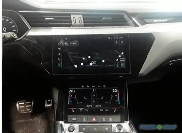 Audi Q8 E-Tron view 6