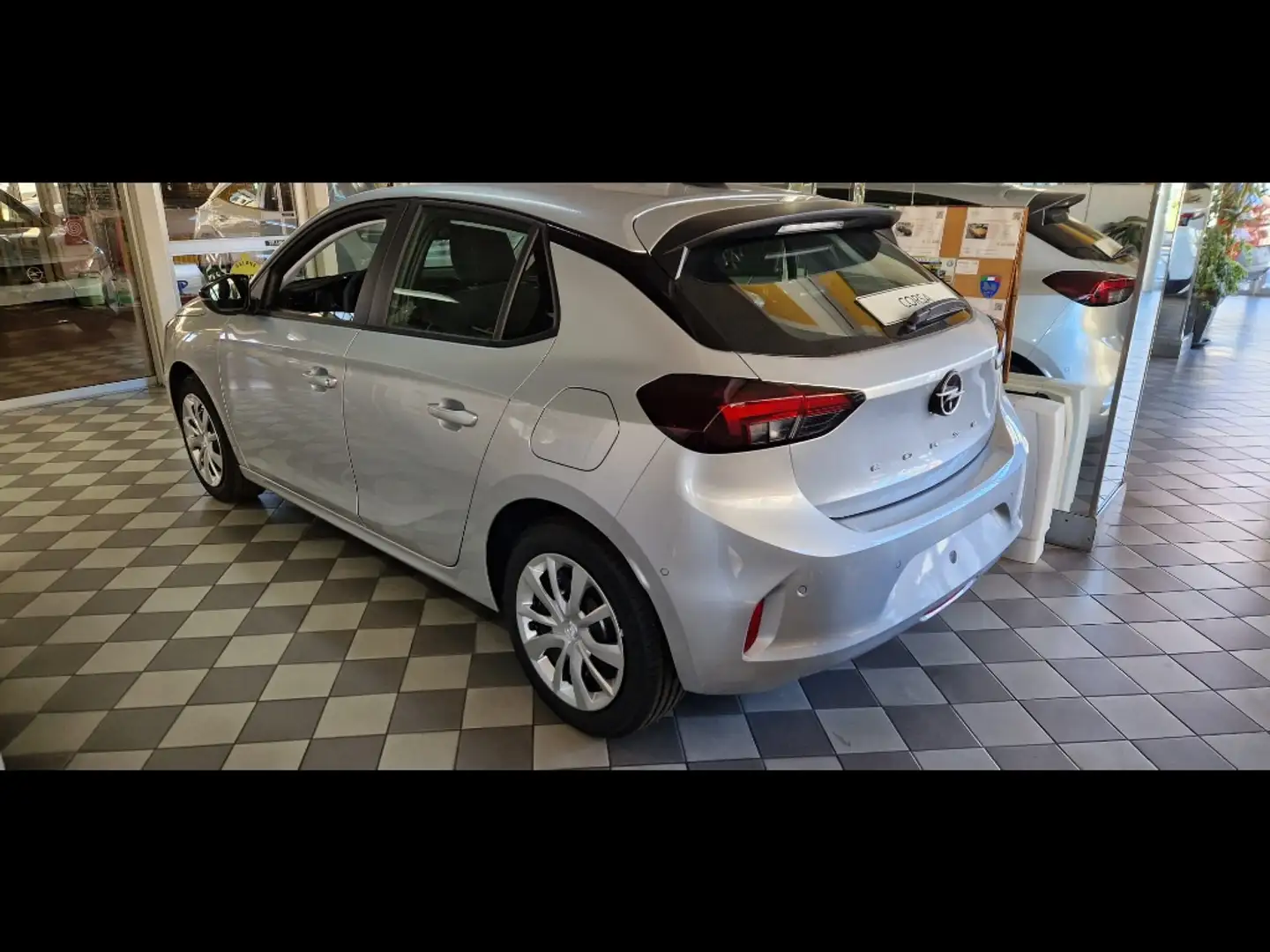 Opel Corsa 1.2  Corsa Argento - 2