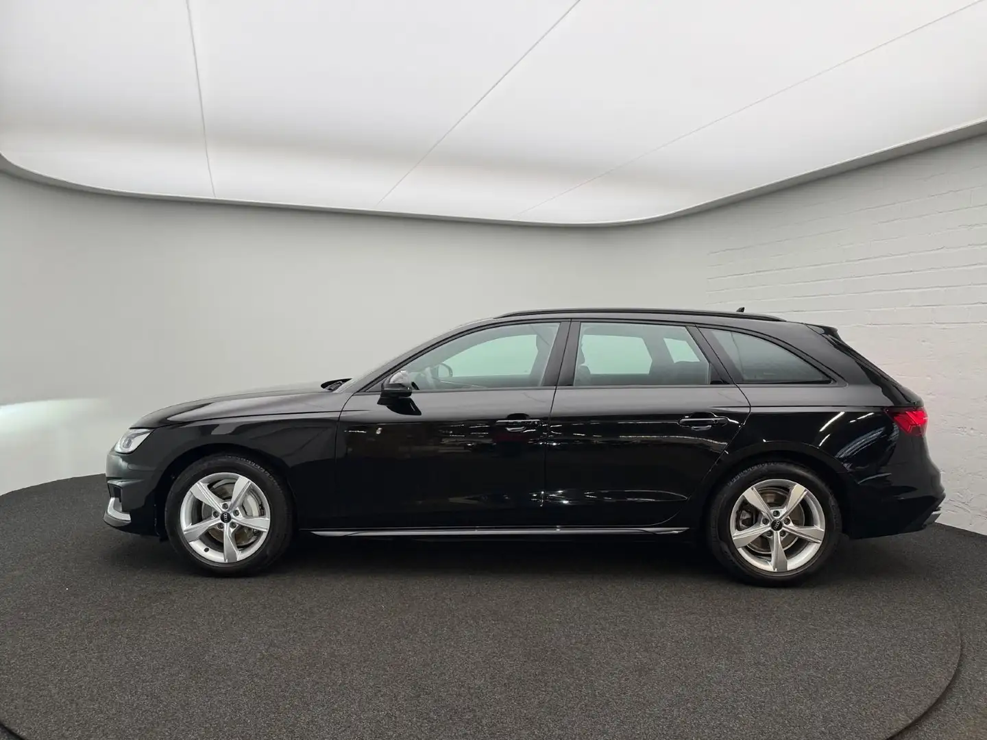 Audi A4 40 TFSI Advanced S tro*Pano*LED*Virtual Schwarz - 2