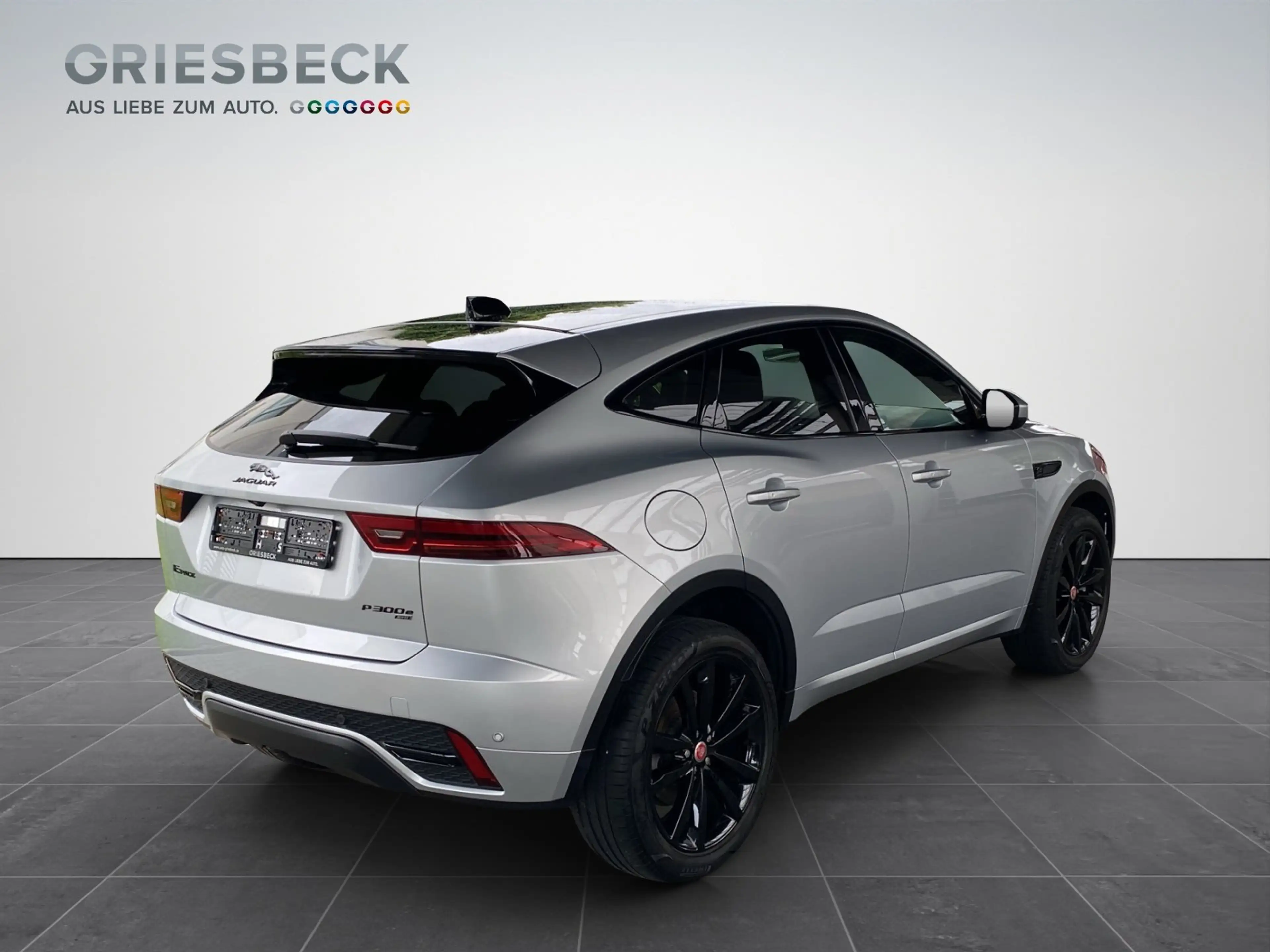 Jaguar E-Pace P300e R-Dynamic HSE ACC+AHK+LED+Navi+SHZ — photo 5