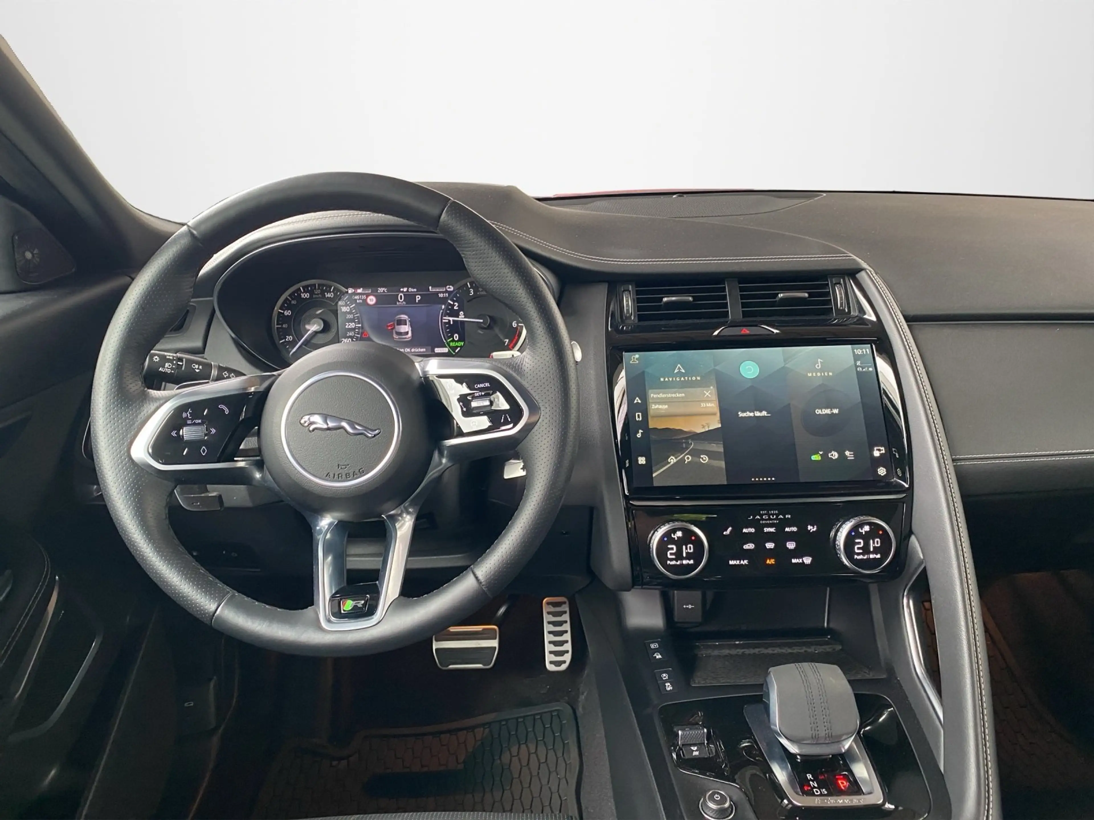 Jaguar E-Pace P300e R-Dynamic HSE ACC+AHK+LED+Navi+SHZ — photo 8