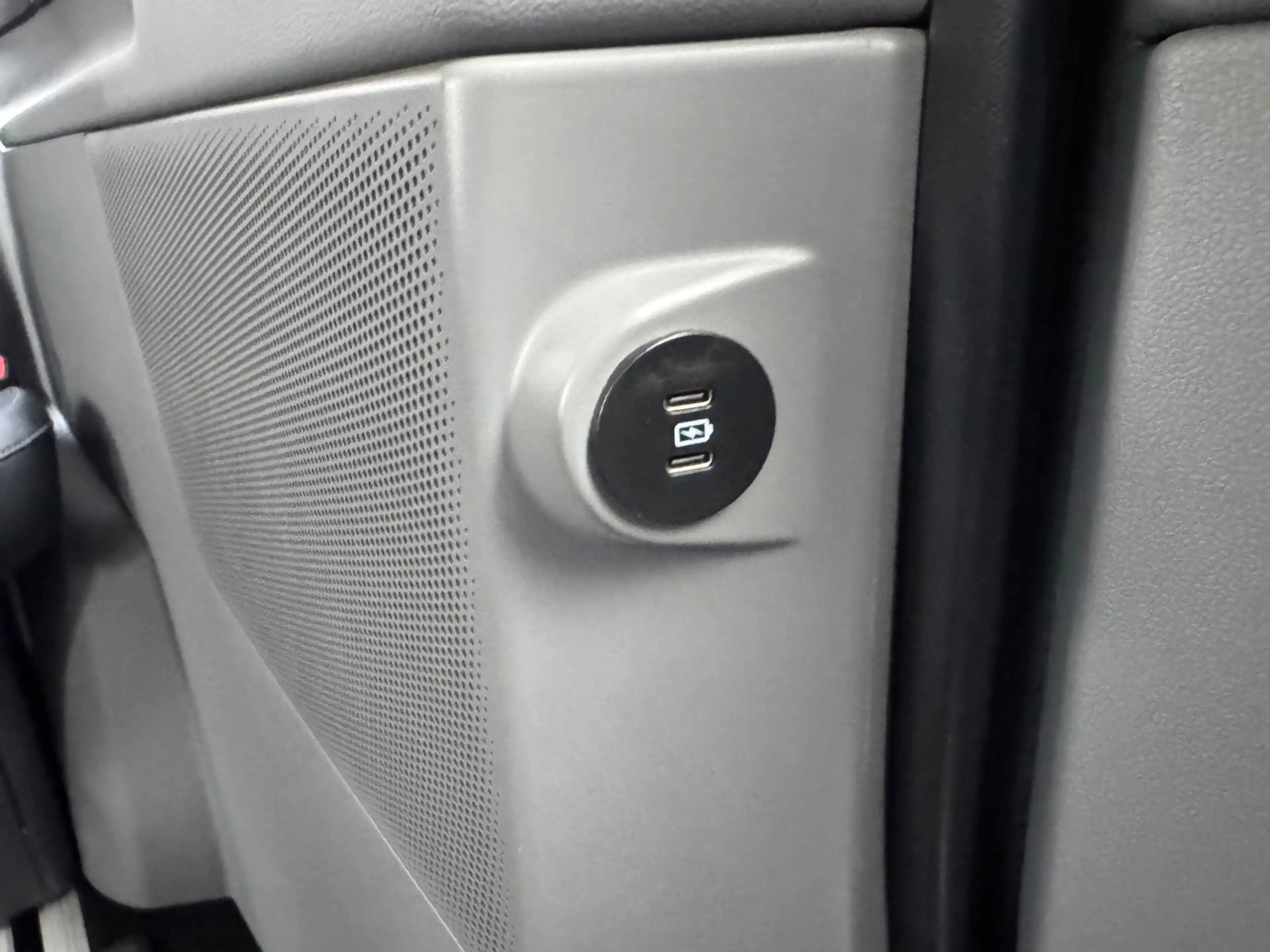 Ford Tourneo Custom Bus Plug-in Hybrid 340 L2 Tourneo — photo 18
