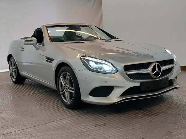 Mercedes-Benz SLC 200 SLC 200 (172.434)