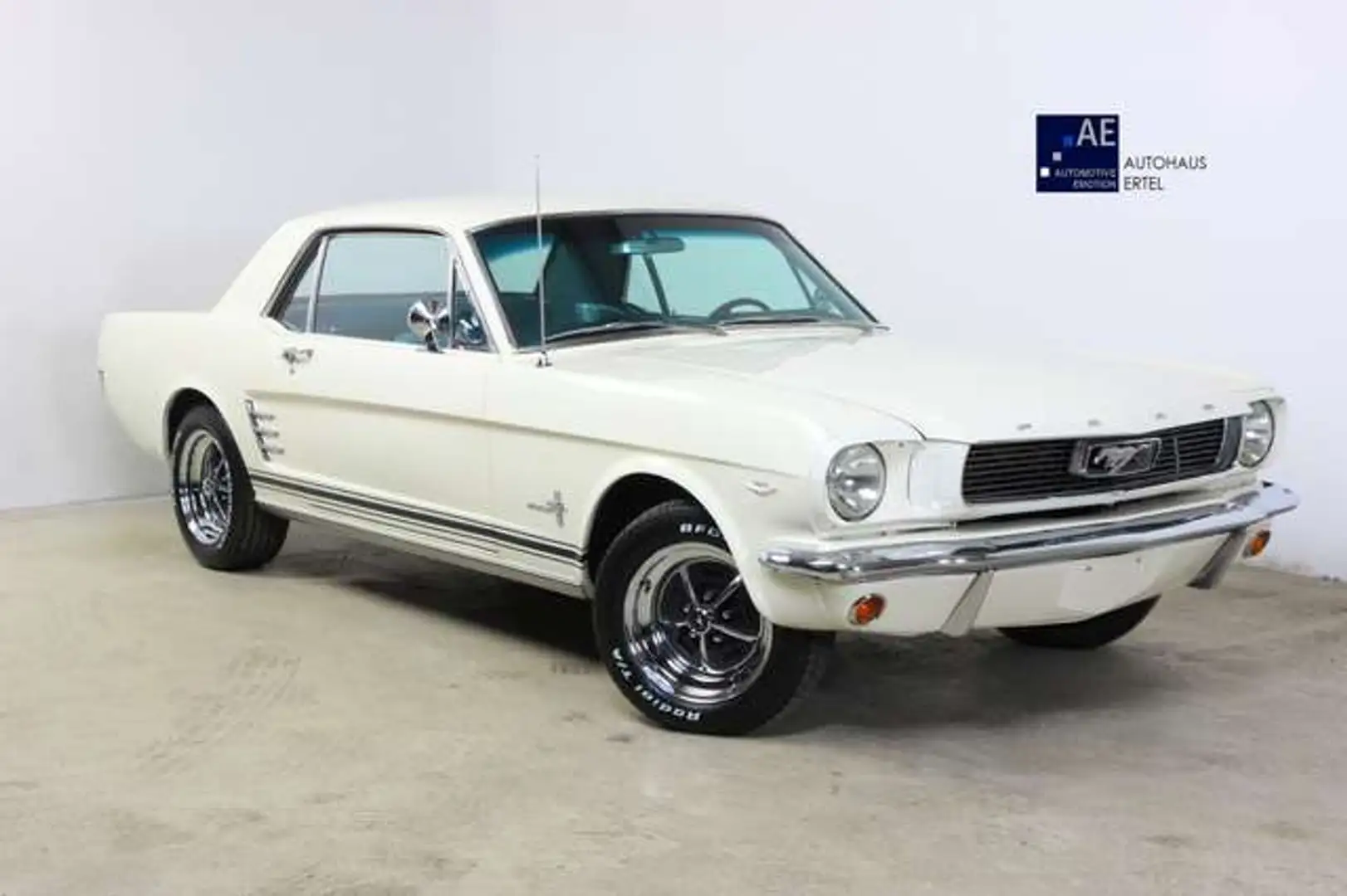 Ford Mustang Hardtop Coupe V8 289cui H-Kennzeichen TOP-Zustand Weiß - 1