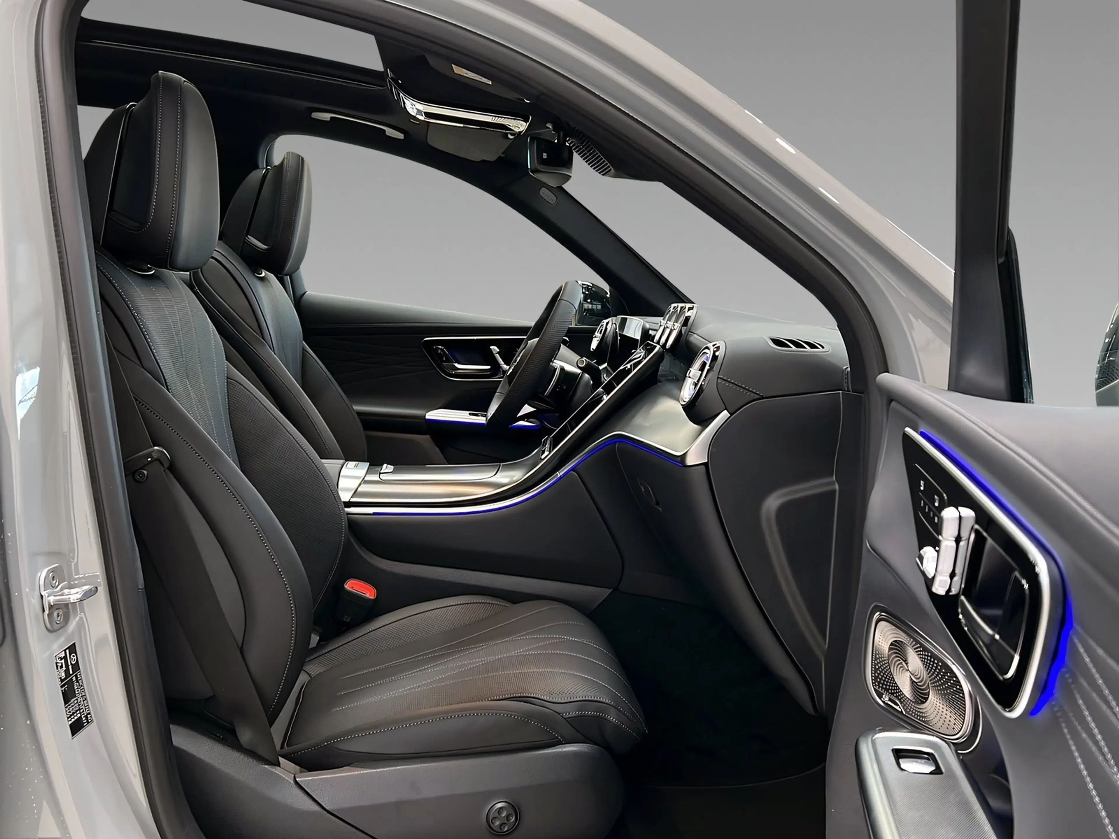 Mercedes-Benz GLC 450 d 4M AMG+DISTR+NIGHT+Burme+Memo+AHK+360° — photo 14