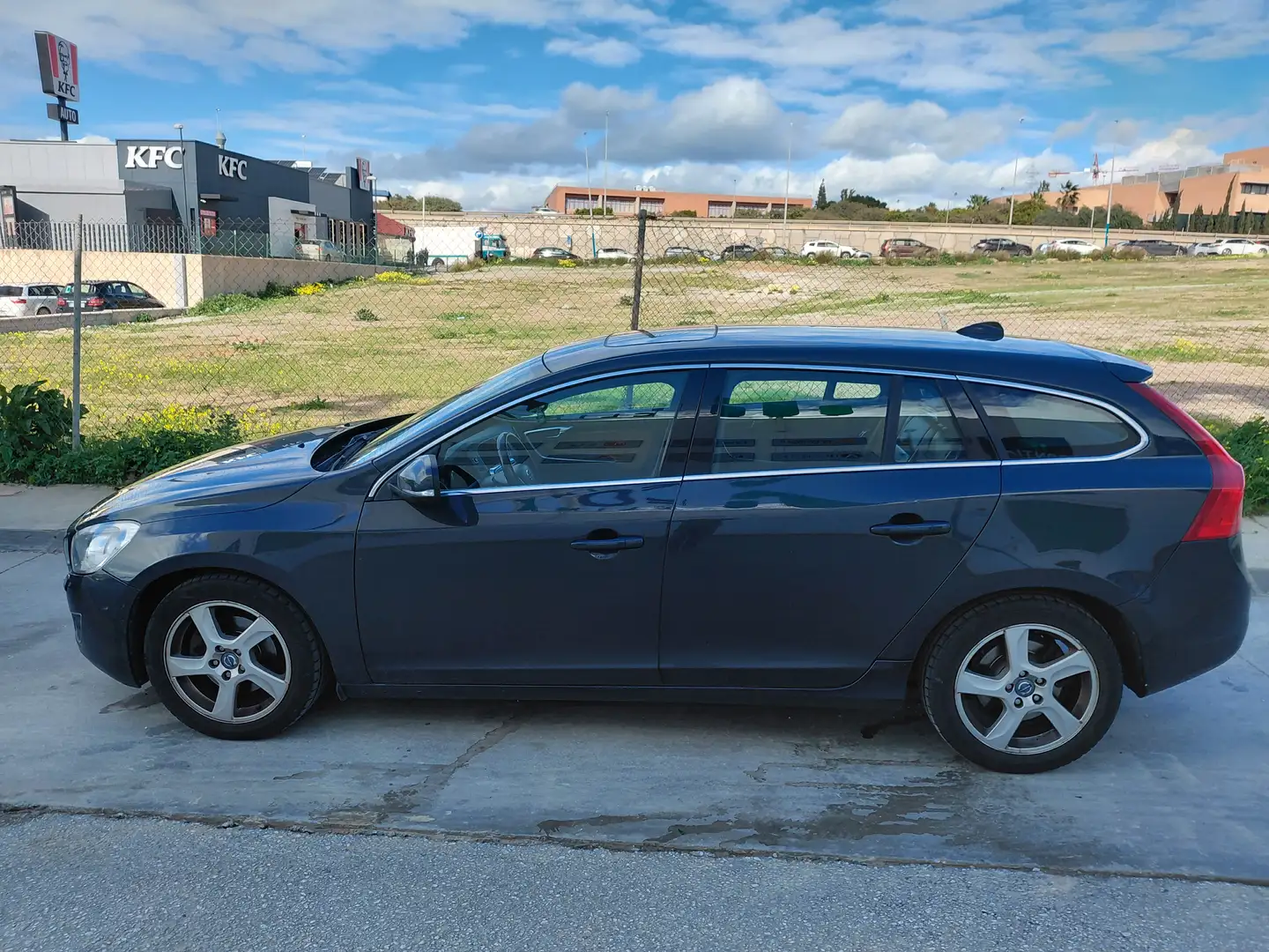Volvo V60 V60 1.6 DRIVe Summum Summum Negro - 2