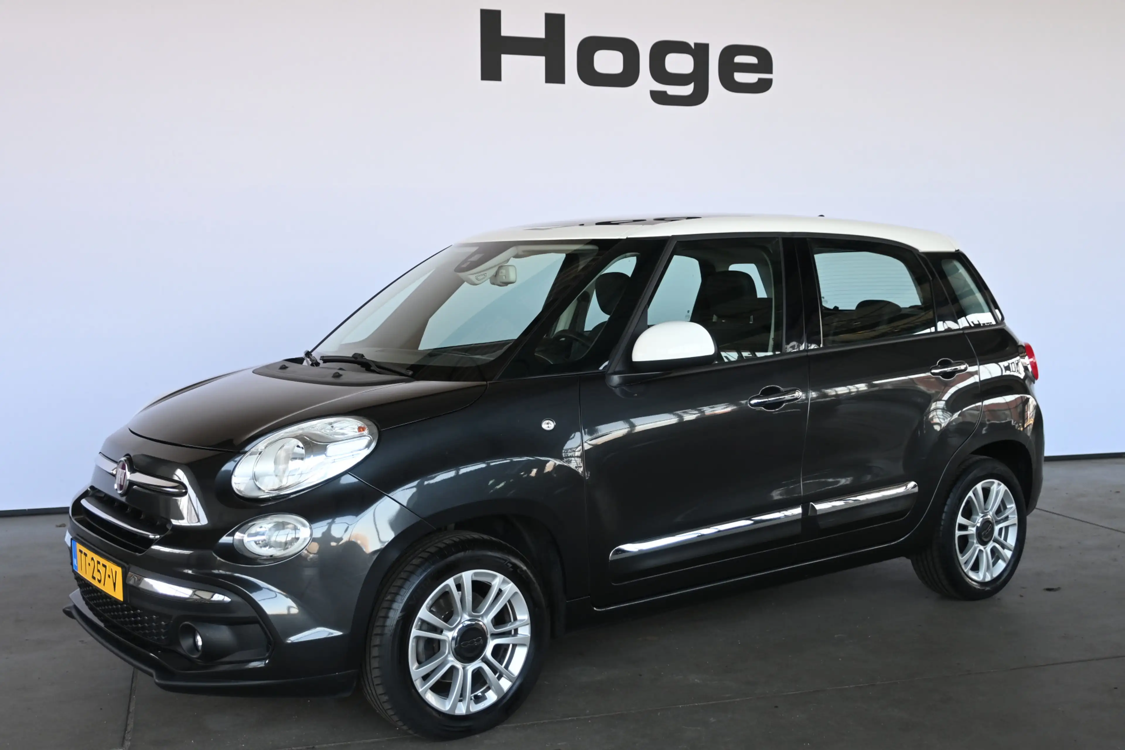 Fiat 500L 0.9 TwinAir Lounge Clima Panoramdak Cruise Control — photo 4