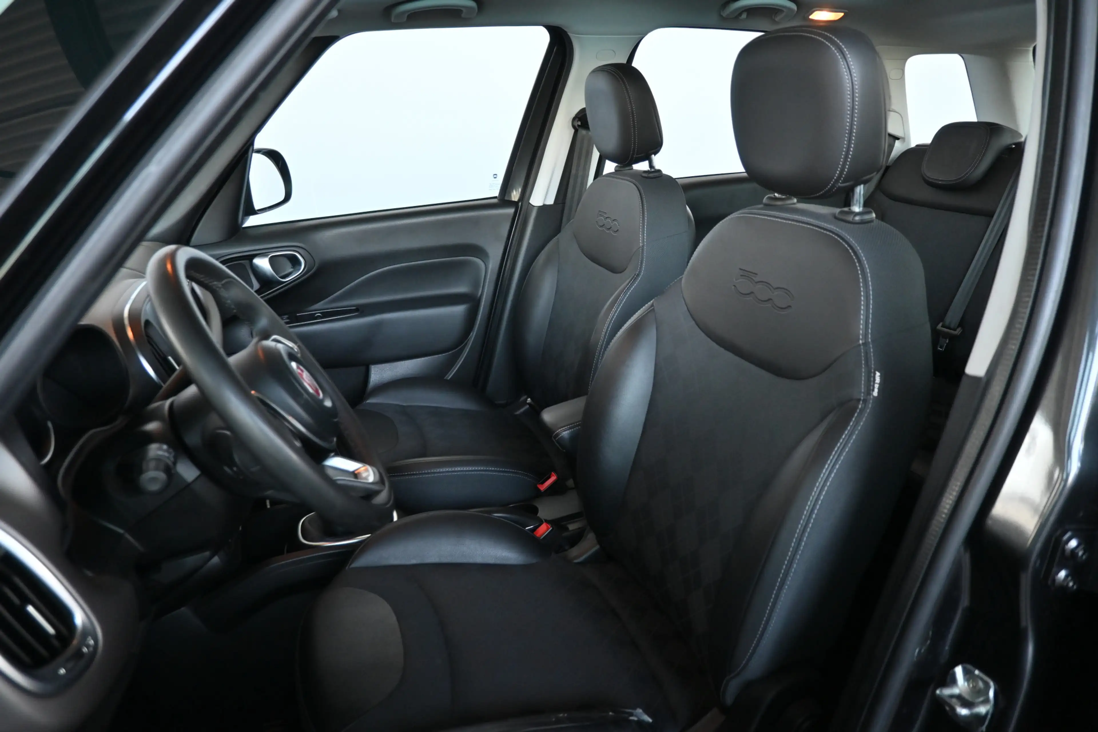 Fiat 500L 0.9 TwinAir Lounge Clima Panoramdak Cruise Control — photo 6