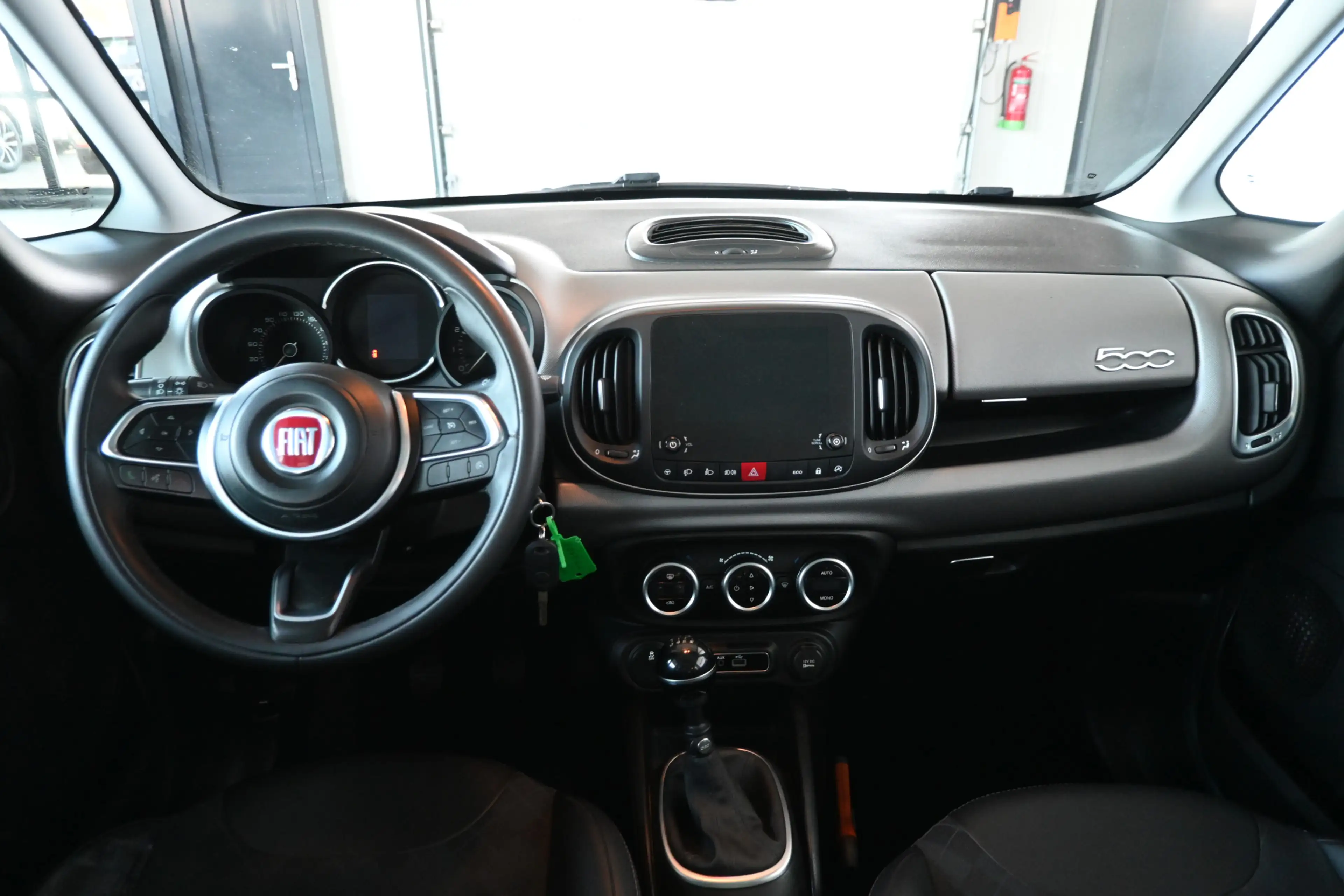 Fiat 500L 0.9 TwinAir Lounge Clima Panoramdak Cruise Control — photo 2