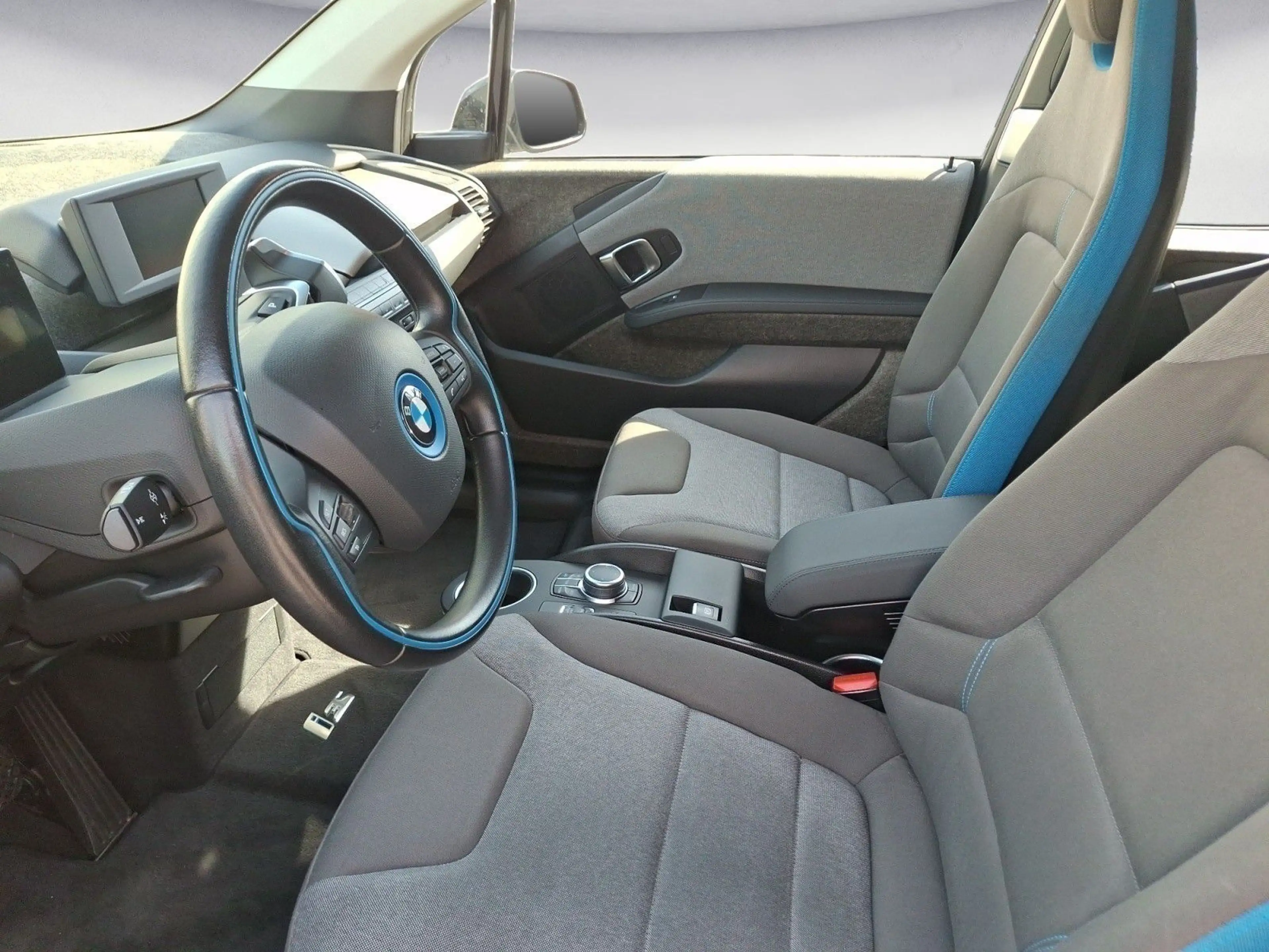 BMW i3 s (120 Ah), *Kamera*NaviRTTI*LED*PDC*SHZ*DAB* — photo 13