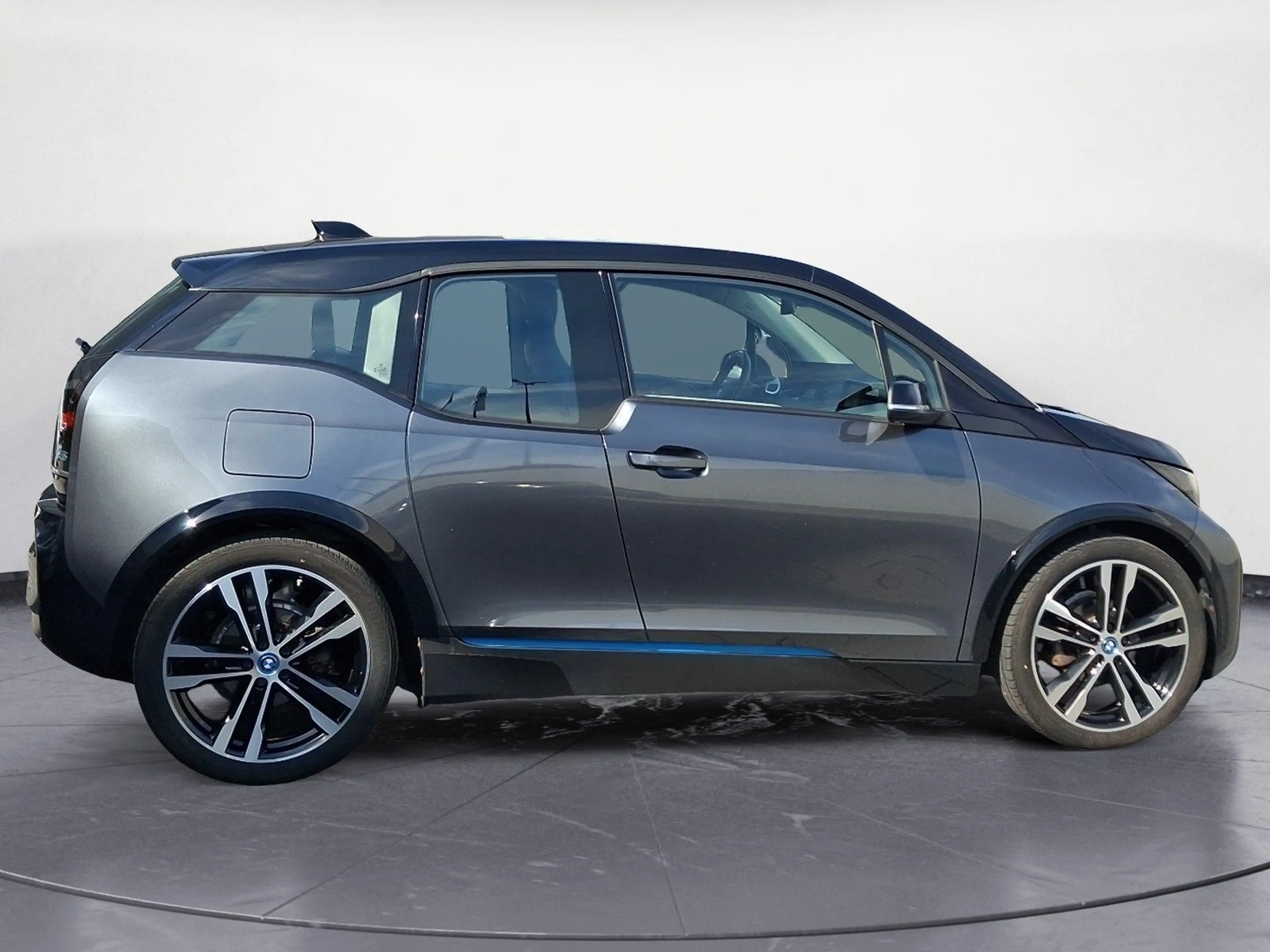BMW i3 s (120 Ah), *Kamera*NaviRTTI*LED*PDC*SHZ*DAB* — photo 8