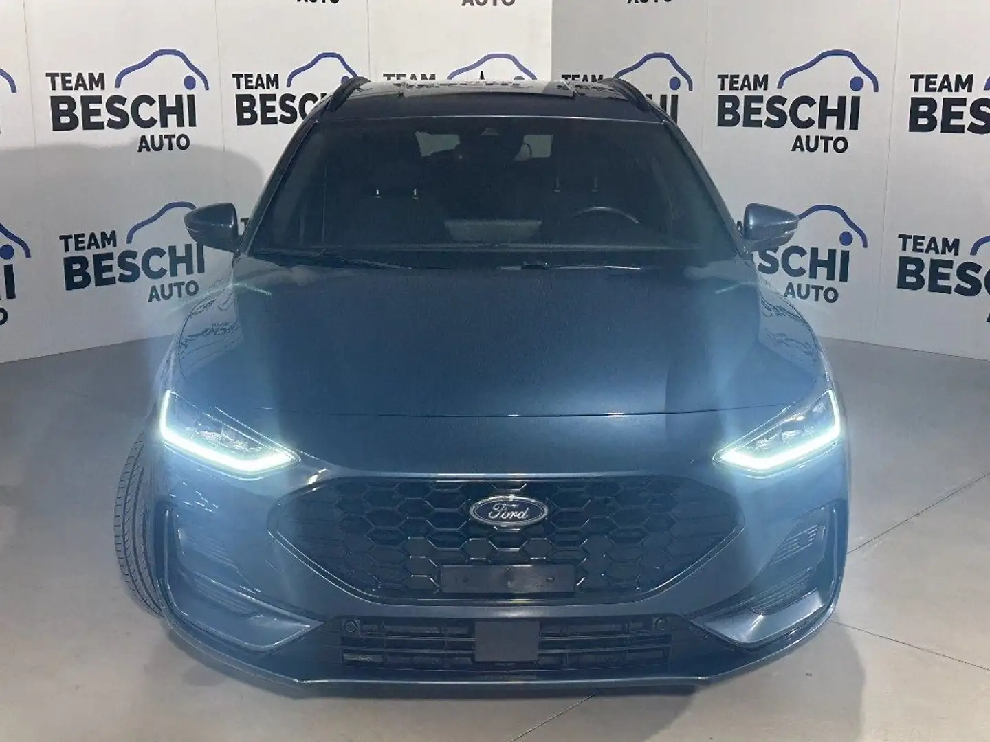 Ford Focus 1.0 EcoBoost Hybrid 125 CV SW ST-Line Bleu - 2