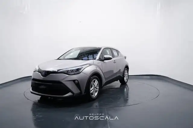 Toyota C-HR 1.8 Hybrid E-CVT Active MY21