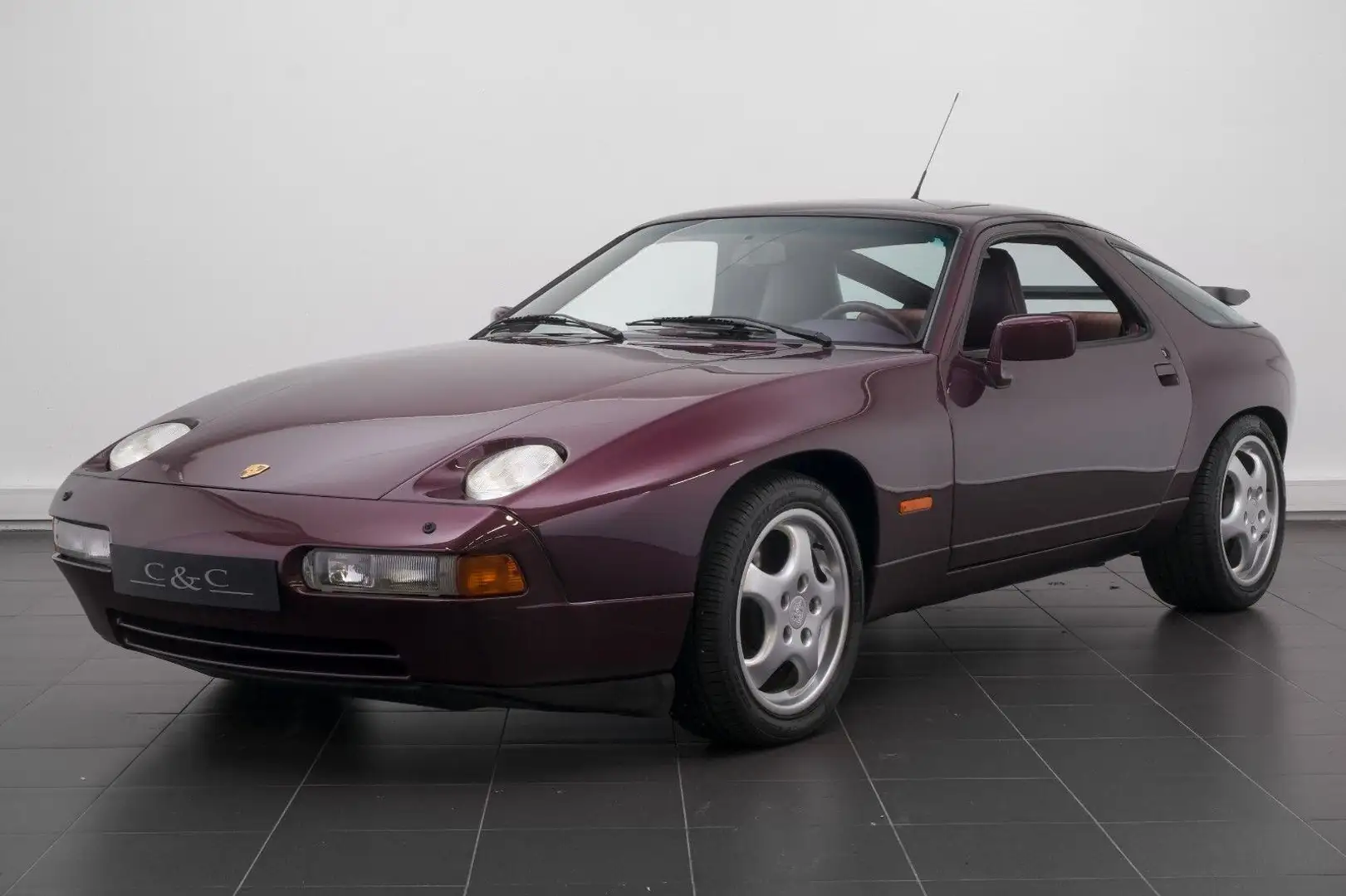 Porsche 928 GT/GTS Karosserie ab Werk/Einzelstück/Sonder Lila - 1