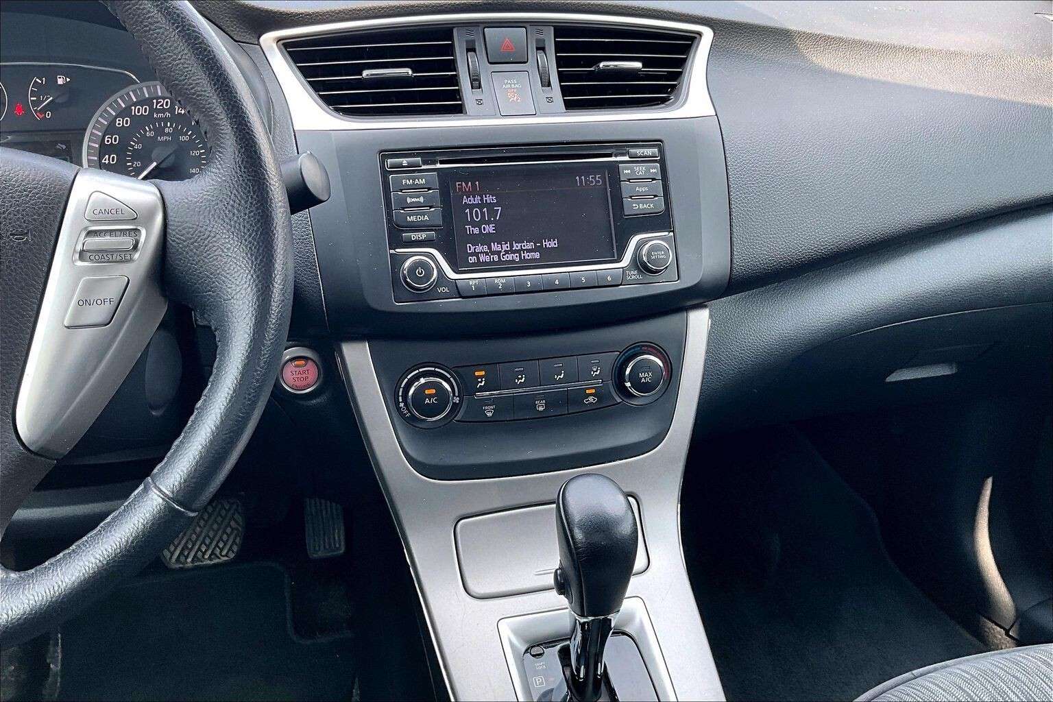 2015 Nissan Sentra SV — снимка 1