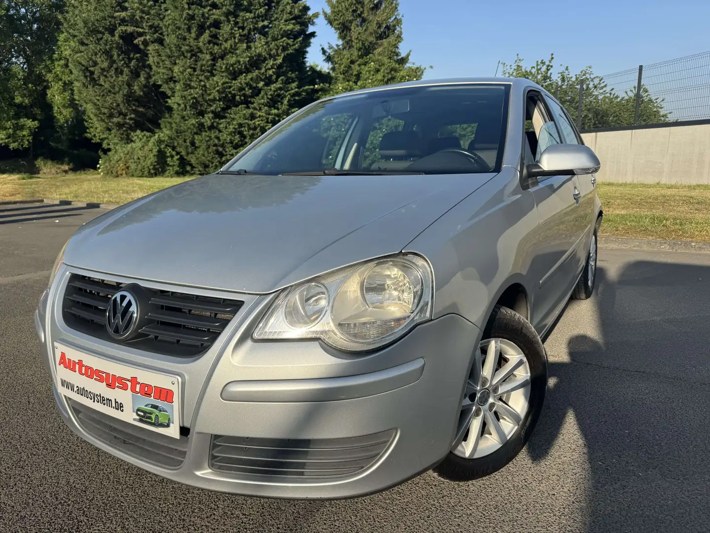 Volkswagen Polo 1.4 TDi United*1er propriétaire*Garantie 1an* Gris - 1