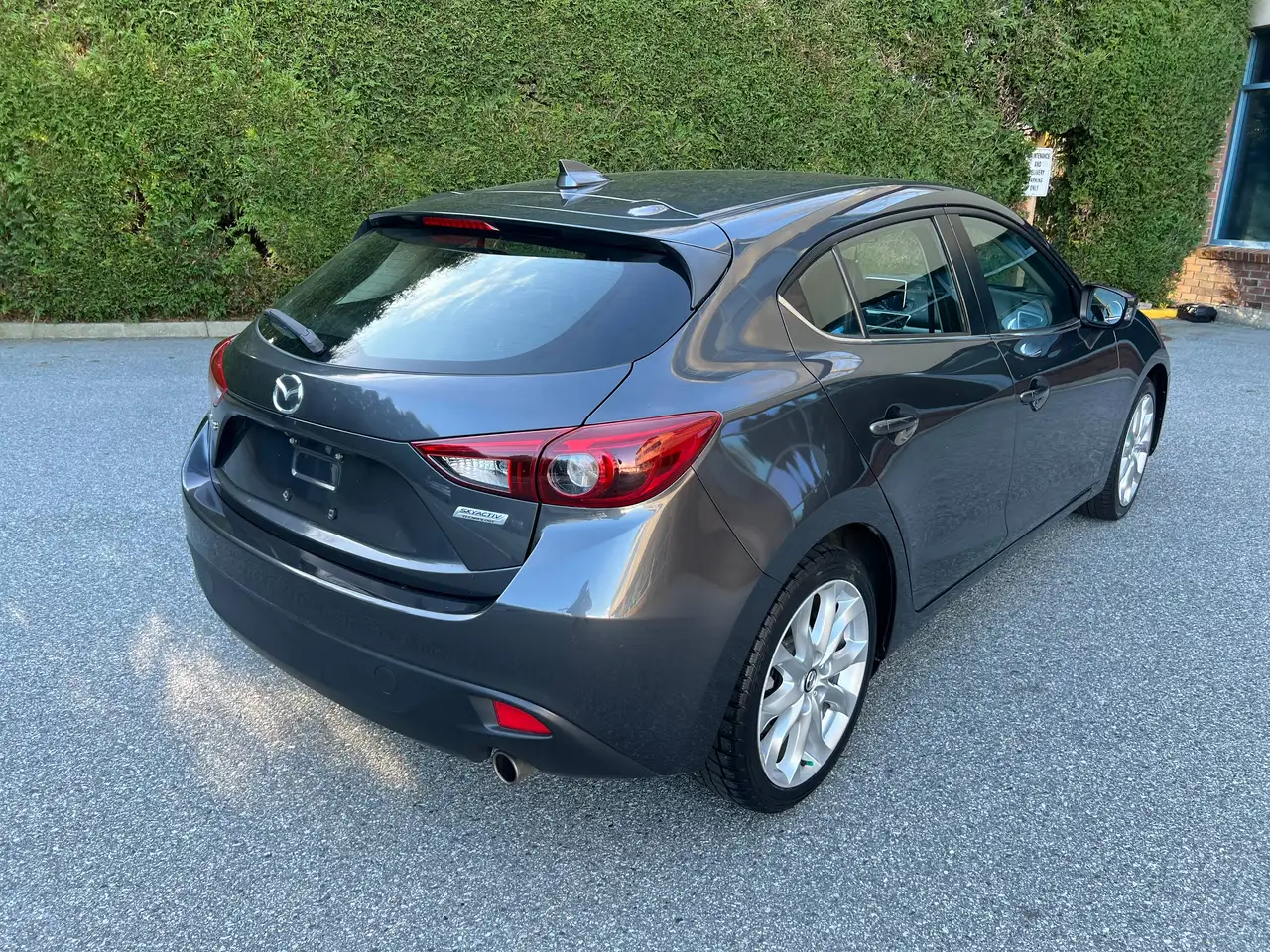 Mazda 3 photo Mazda 3