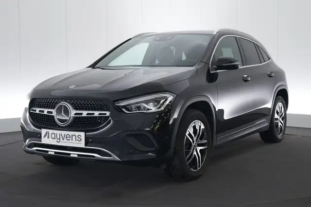 Mercedes-Benz GLA 250 Class 250e PHEV Luxury Line LEDER/STOF LED GPS PDC
