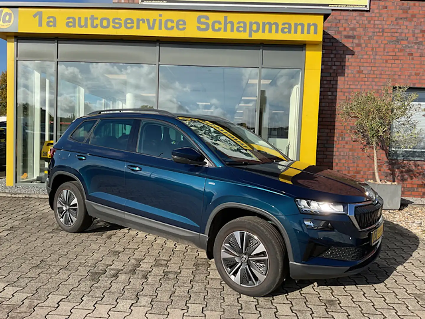 Skoda Karoq Karoq 1.0 TSI Tour LED*NAVI*CAM*2xPDC* - 2
