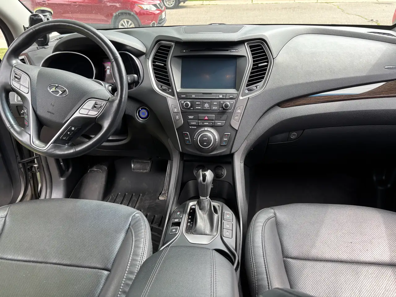 Hyundai SANTA FE снимка Hyundai SANTA FE