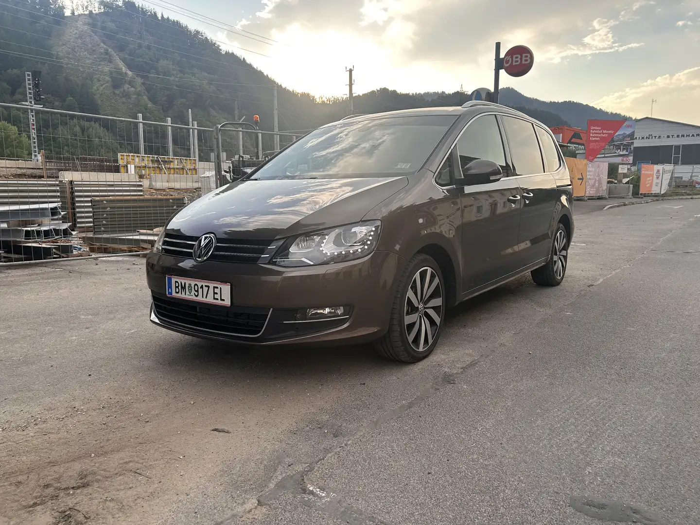 Volkswagen Sharan Sky BMT 2,0 TDI DPF 4Motion Braun - 1