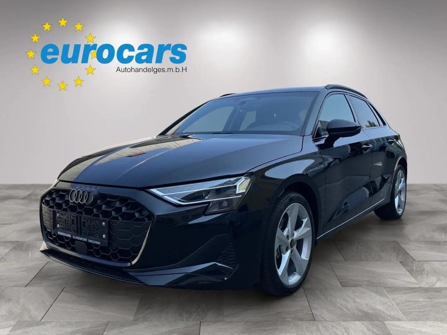 Audi A3 30 1.5 TFSI Sportback Schwarz - 1