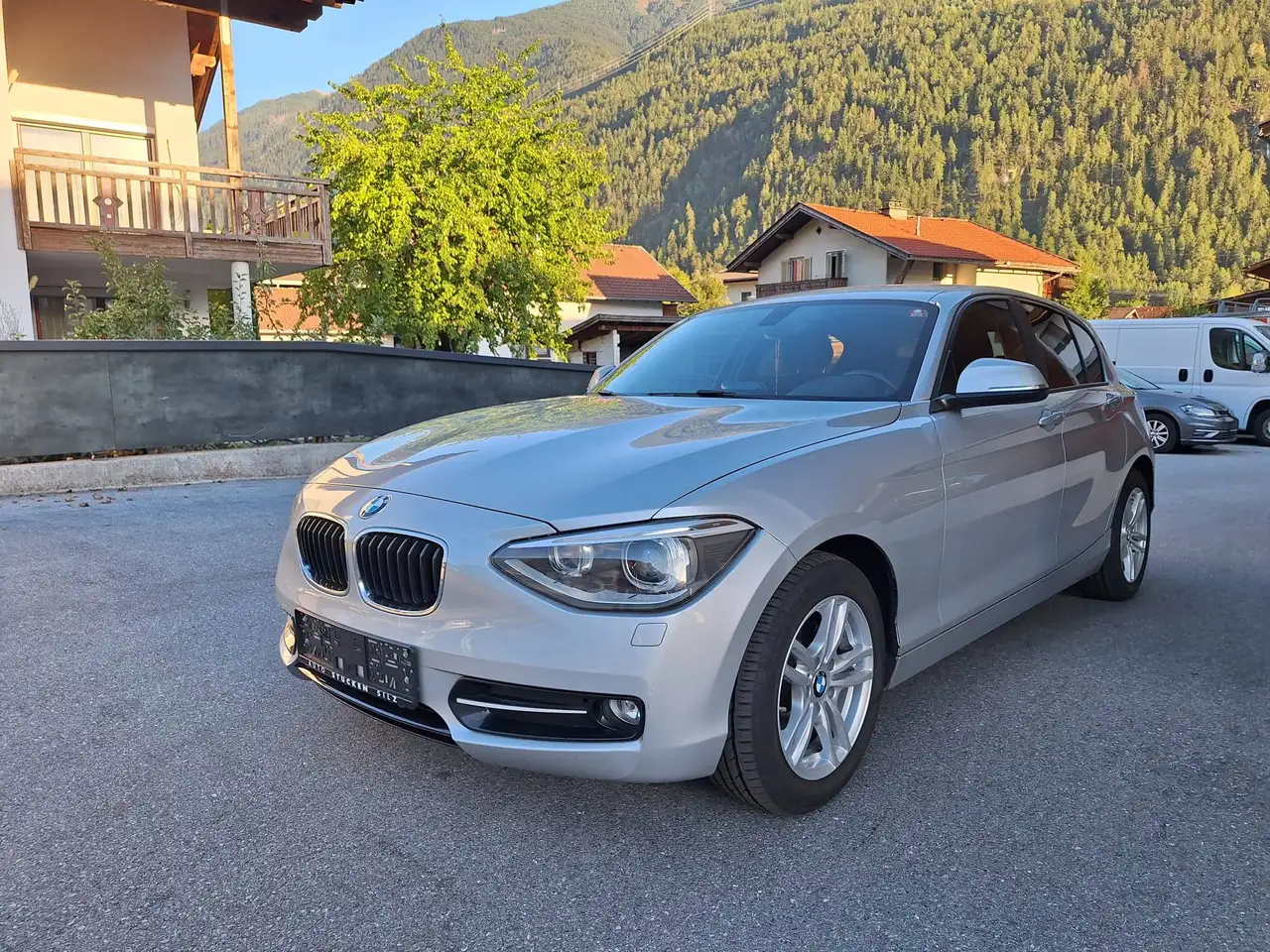 BMW 118
