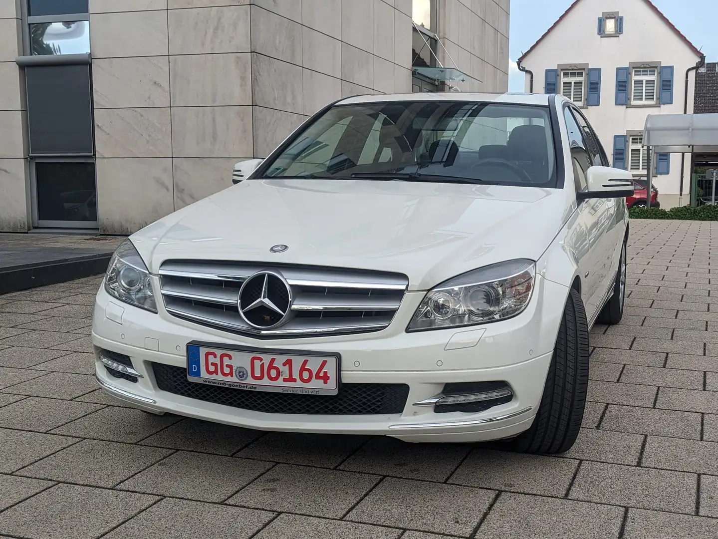 Mercedes-Benz C 220 CDI DPF (BlueEFFICIENCY) 7G-TRONIC Avantgarde Blanc - 1