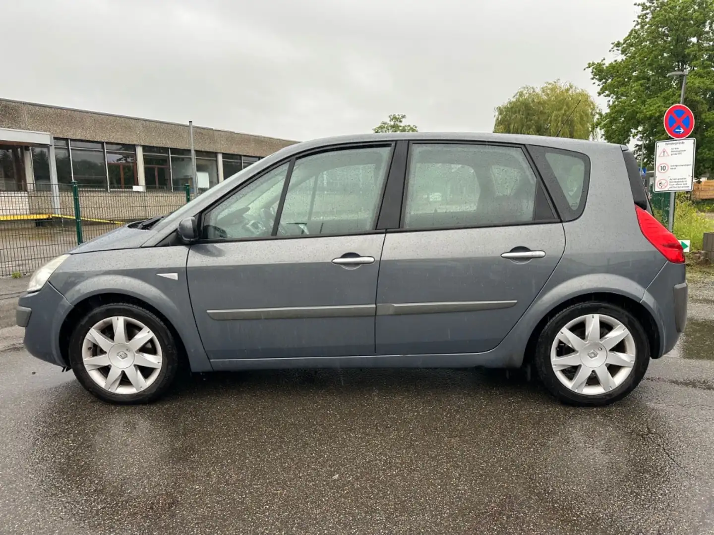 Renault Scenic Luxe-Paket Klimatronik guter Zustand Grau - 2