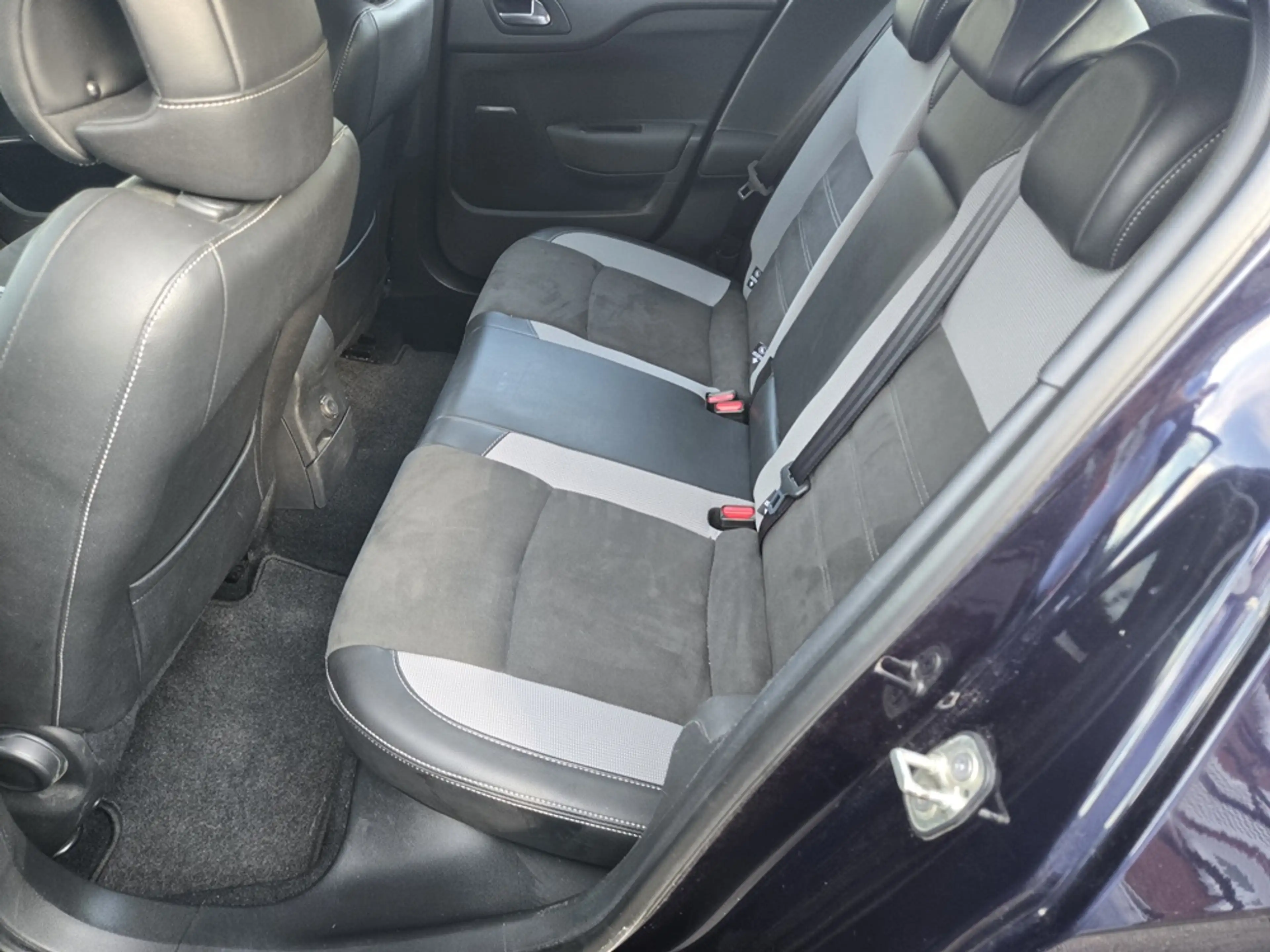 DS Automobiles DS 4 DS 4 1.2 PureTech Business GPS — photo 13