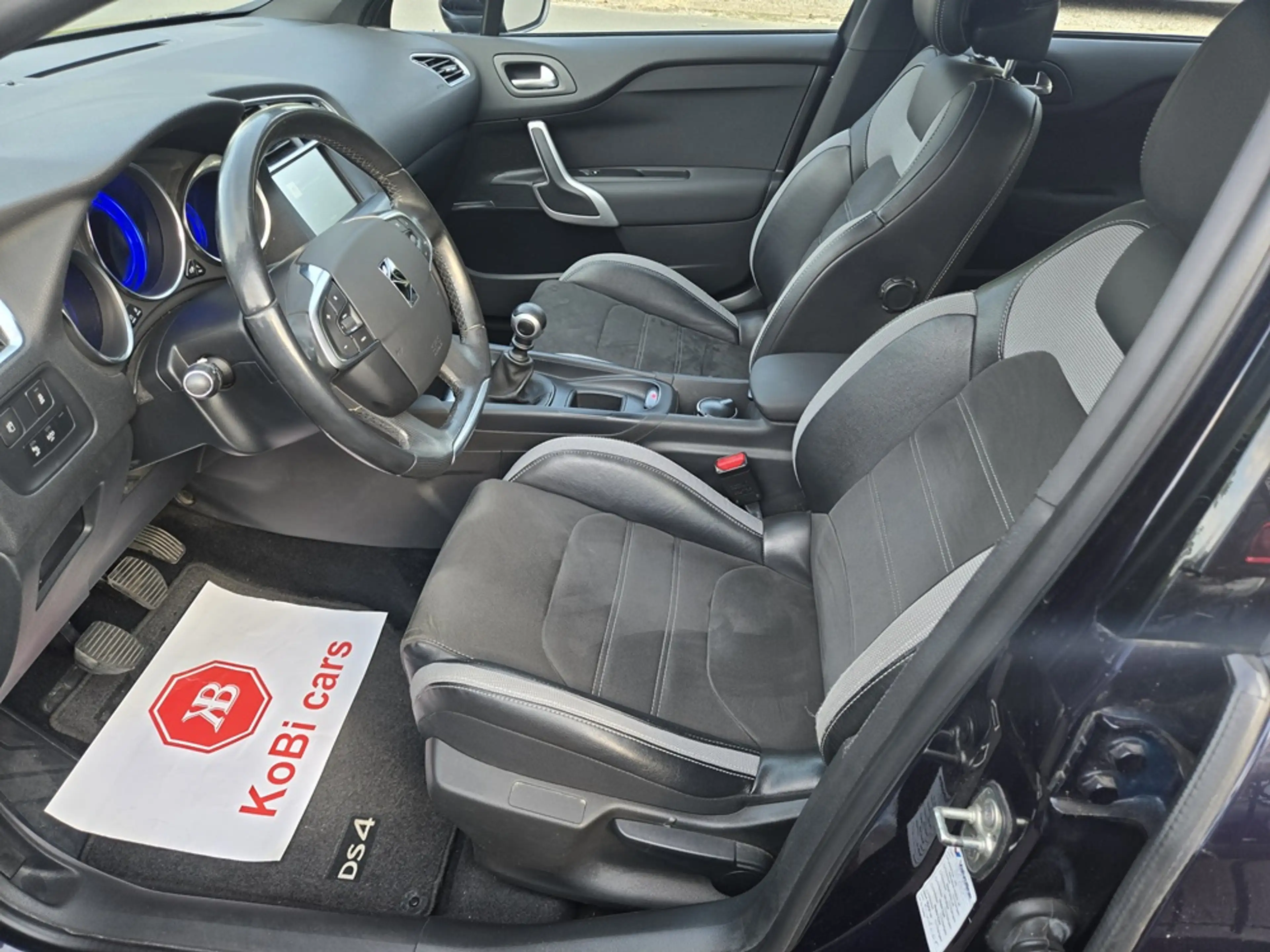 DS Automobiles DS 4 DS 4 1.2 PureTech Business GPS — photo 11