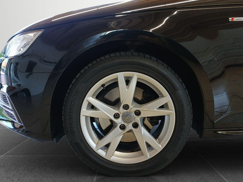 Audi A4 Avant 2.0 TDI Sport Navi Bluetooth Klima — photo 15