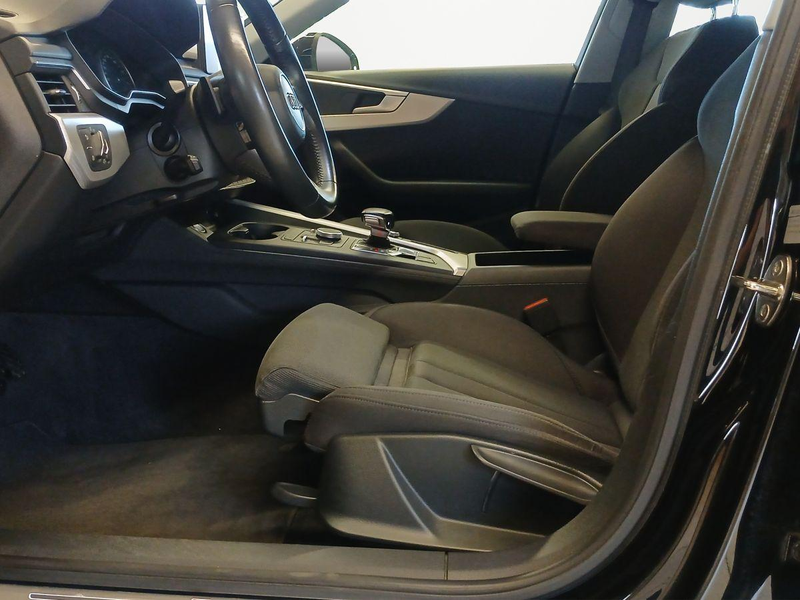 Audi A4 Avant 2.0 TDI Sport Navi Bluetooth Klima — photo 11