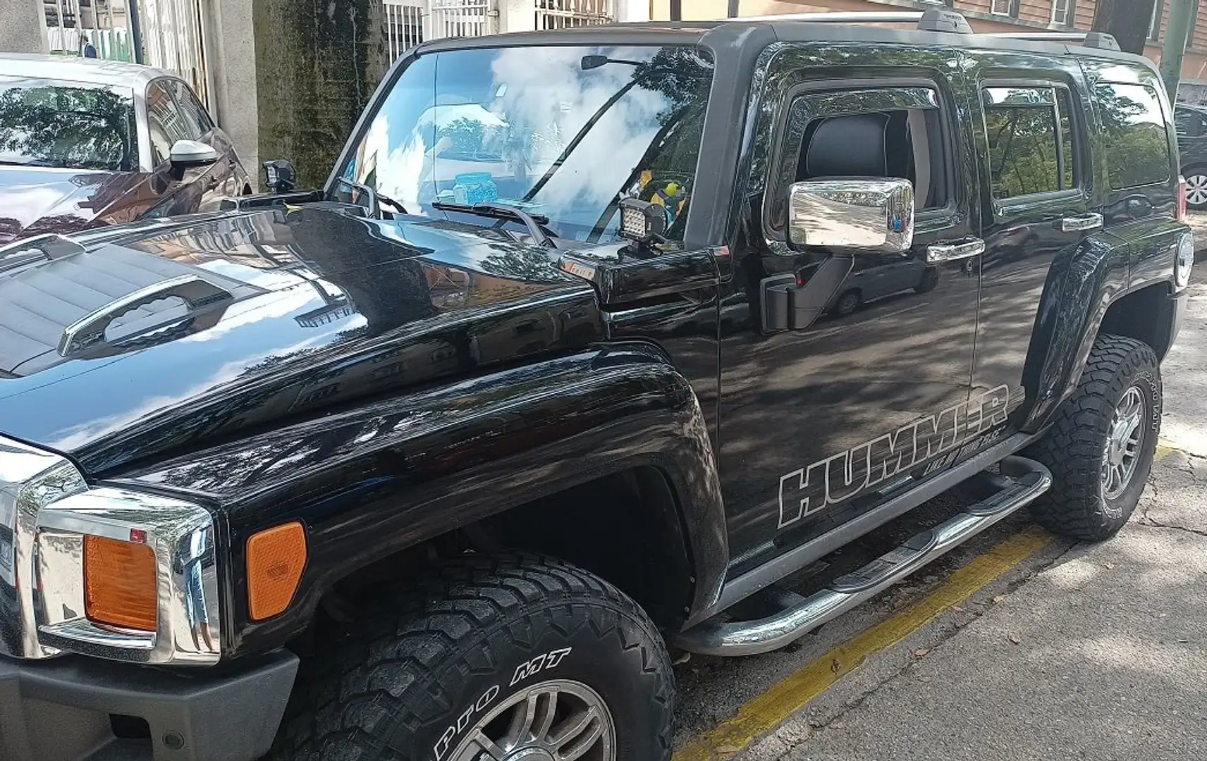 HUMMER H3 Nero - 2