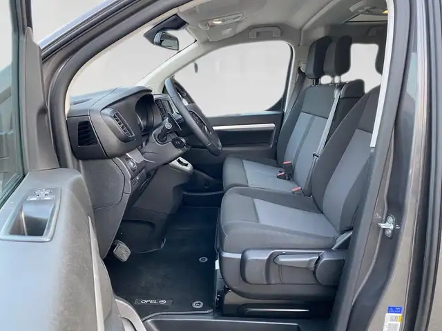 Opel Zafira Life view 7