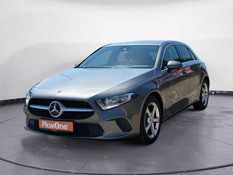 Mercedes-Benz A 200 A200 PDC*KAMERA*NAVI*SHZ*AHK*TEMPOMAT*LED