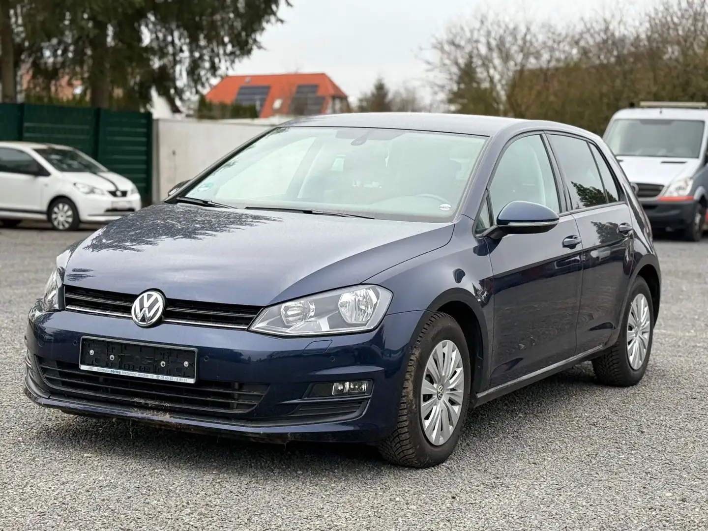 Volkswagen Golf VII Lim.*NAVI*SHZ*1.HAND*PDC*EURO5* Azul - 1