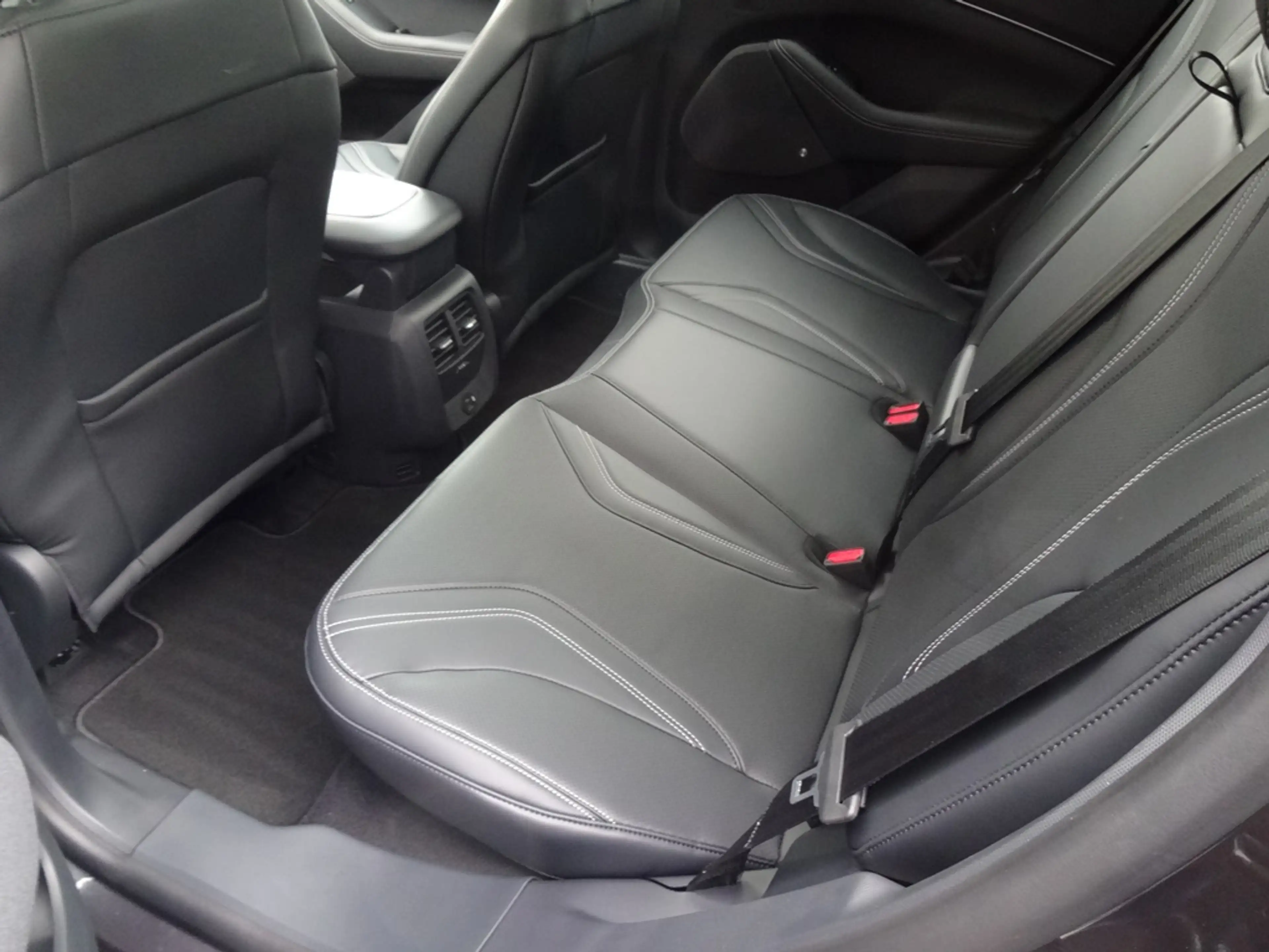 Ford Mustang Mach-E Mach-E Extended 99KW mit Technologiepaket 2 — photo 12