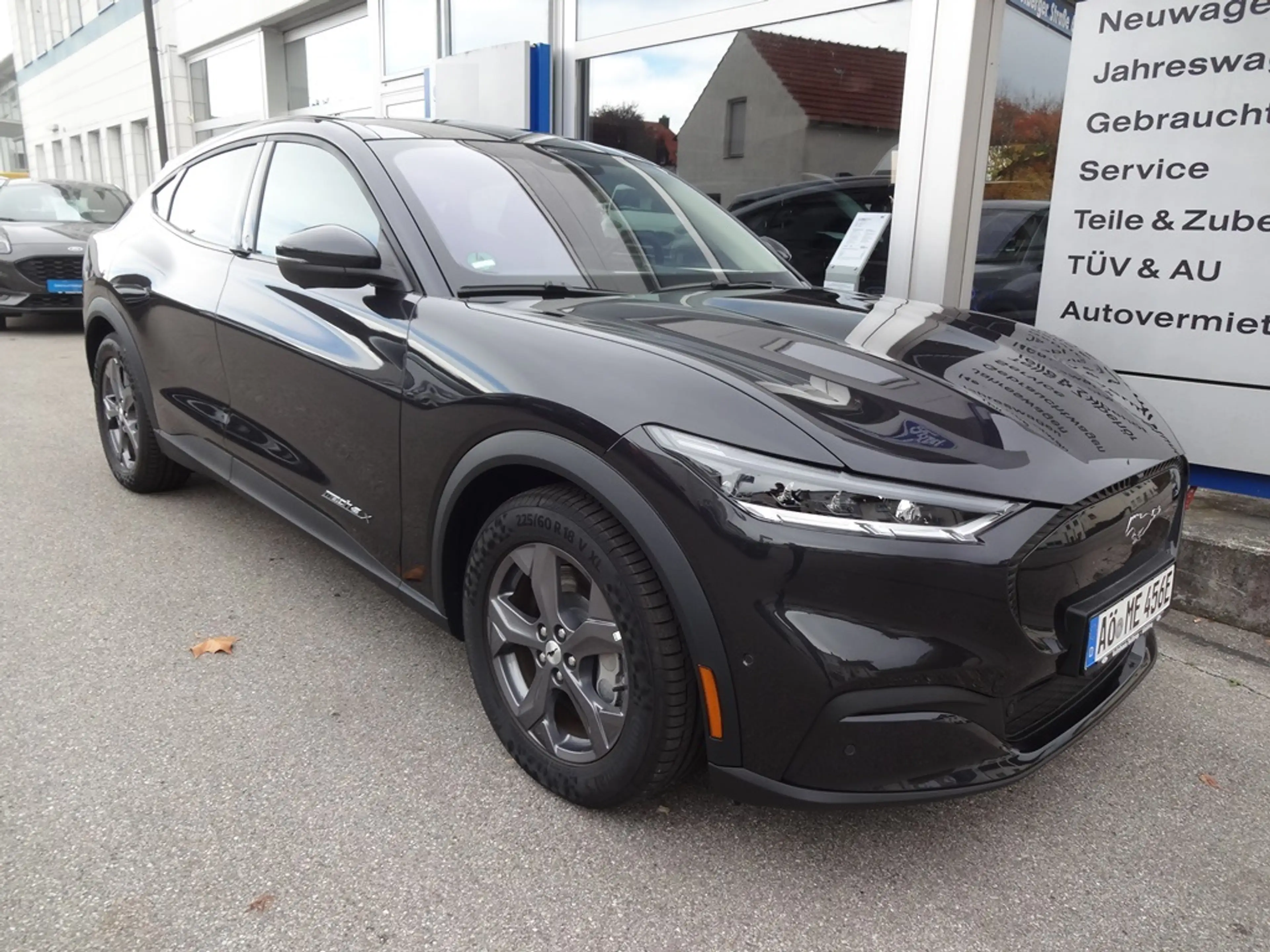 Ford Mustang Mach-E Mach-E Extended 99KW mit Technologiepaket 2 — photo 2