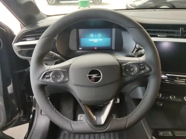 Opel Corsa view 9
