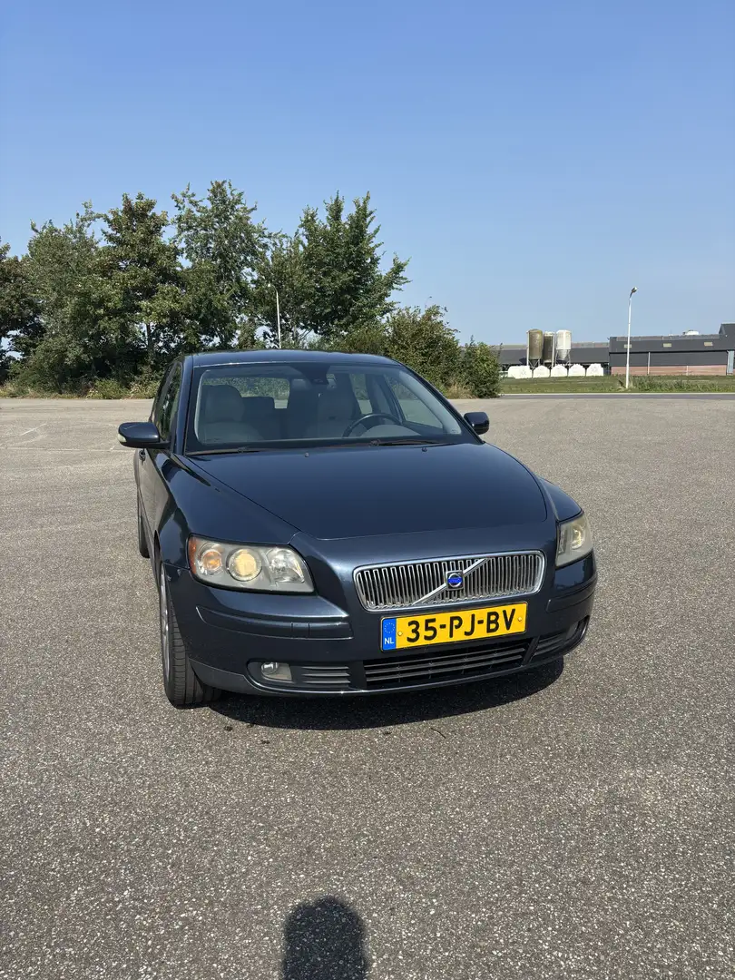 Volvo V50 2.4 Momentum Kék - 1