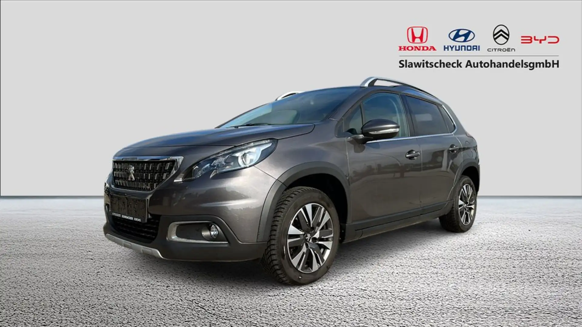Peugeot 2008 1,2 PureTech 110 S&S Aut. Allure Grau - 1