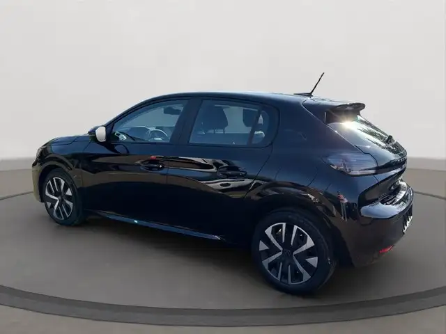 Peugeot 208 view 3