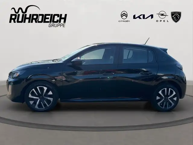 Peugeot 208 view 2