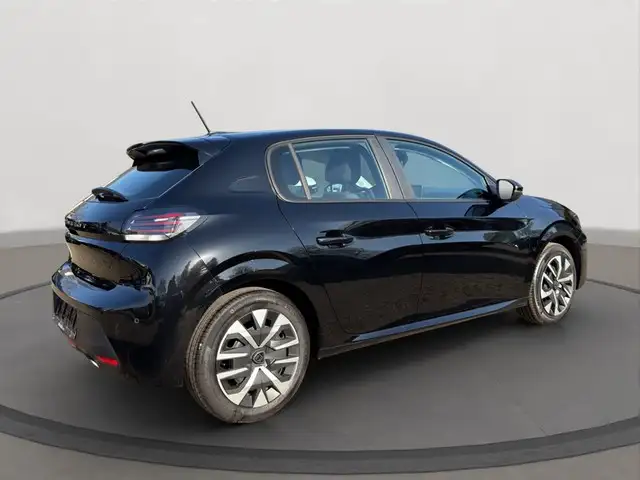 Peugeot 208 view 5
