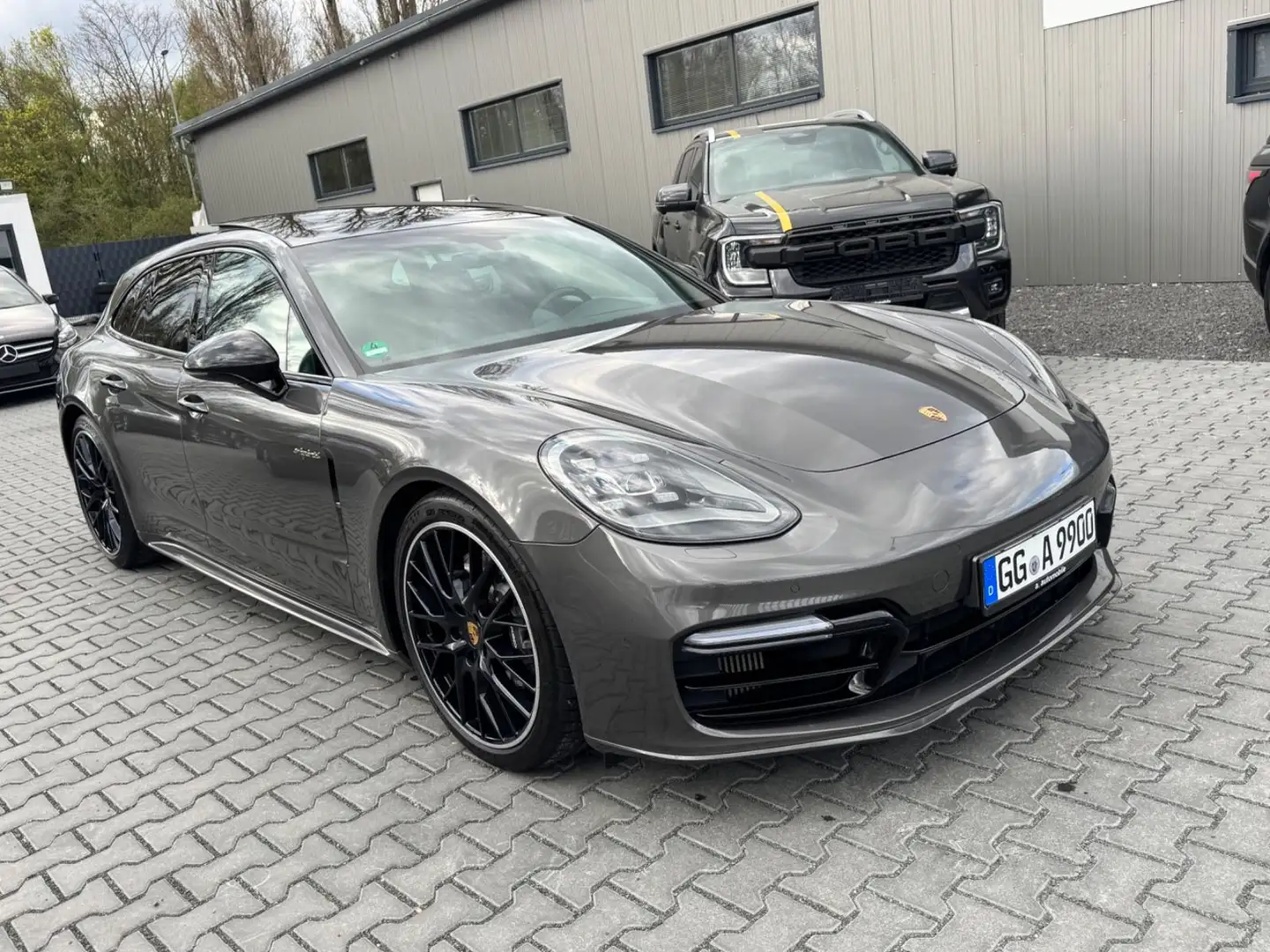 Porsche Panamera Sport Turismo 4 E-Hybrid*SPORT DESIGN* Gris - 2
