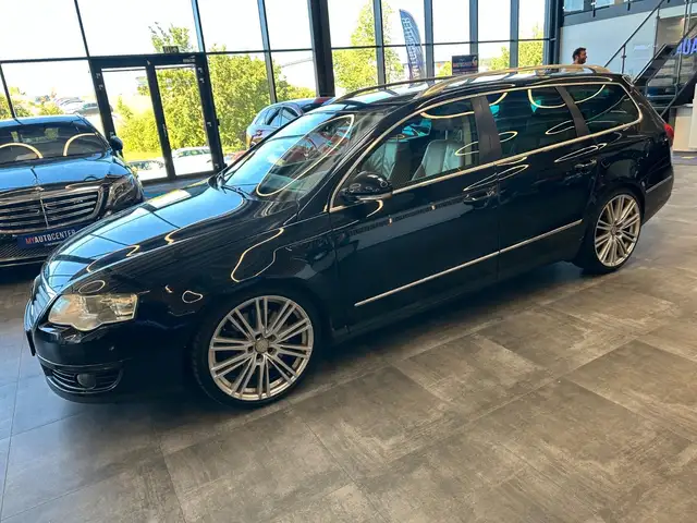 Volkswagen Passat view 24