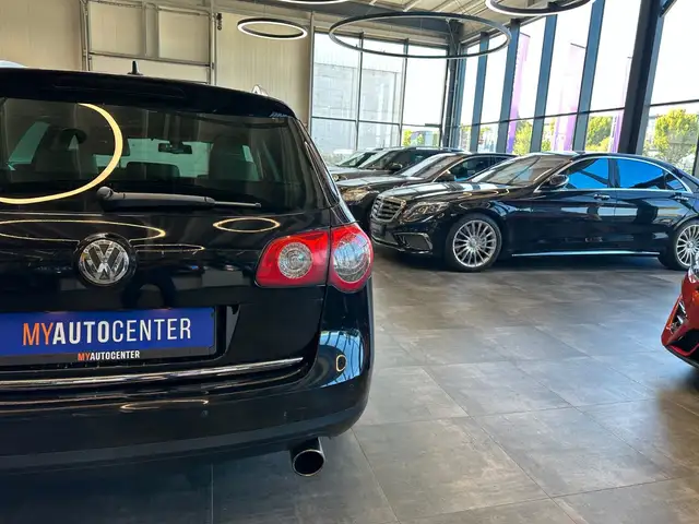 Volkswagen Passat view 27