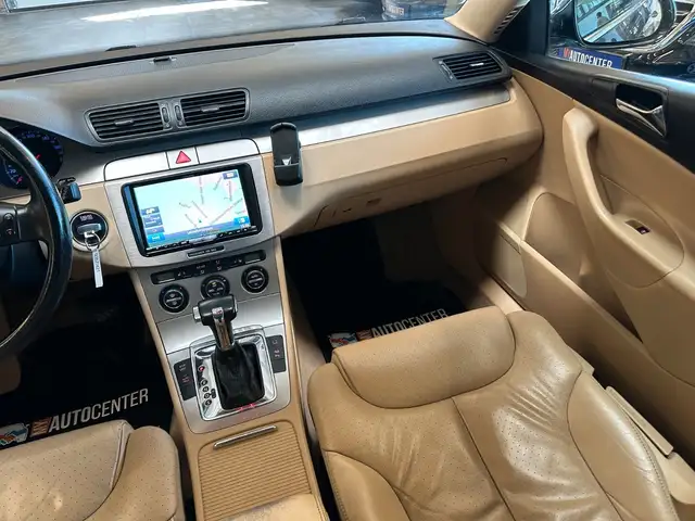 Volkswagen Passat view 7